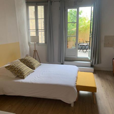 In Situ B&B Uzes Luaran gambar