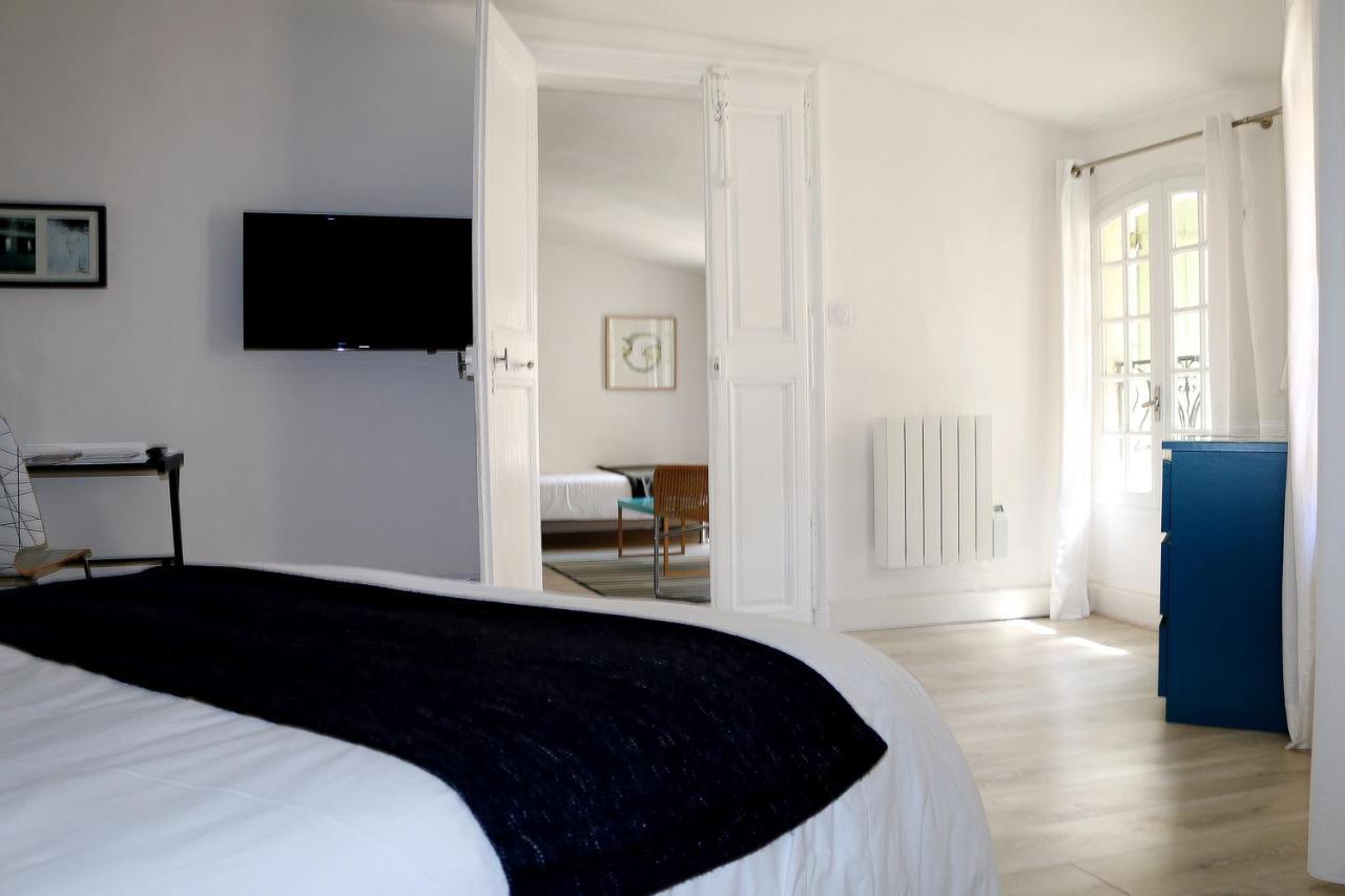In Situ B&B Uzes Luaran gambar