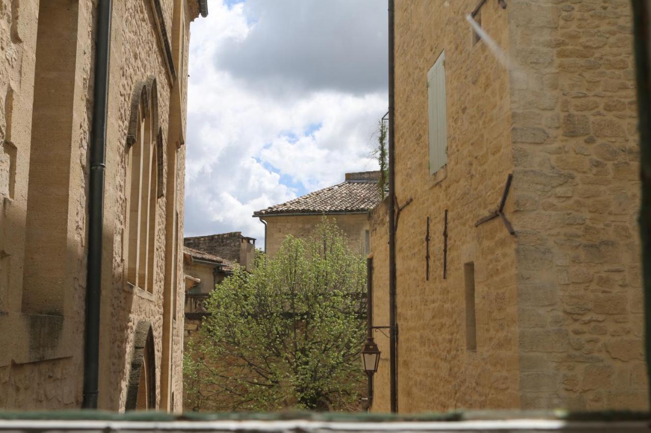 In Situ B&B Uzes Luaran gambar